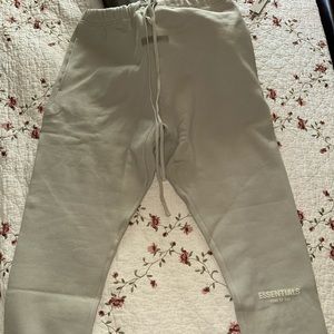 Brand new fear of god essentials sweatpants size XL